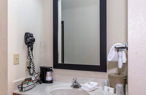 Jackson Hotel | Red Roof Inn Jackson, OH