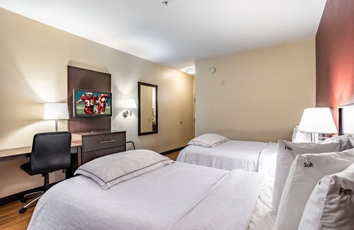 Franklin Park Hotel | Red Roof Inn PLUS+ Austin South