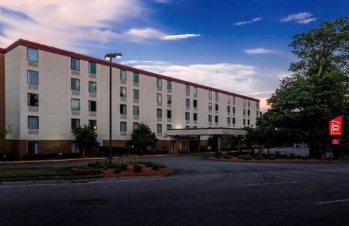 Mansfield Hotel | Red Roof Inn PLUS Boston - Mansfield - Foxboro