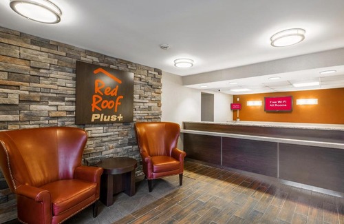 South Deerfield Hotel | Red Roof Inn PLUS+ South Deerfield - Amherst