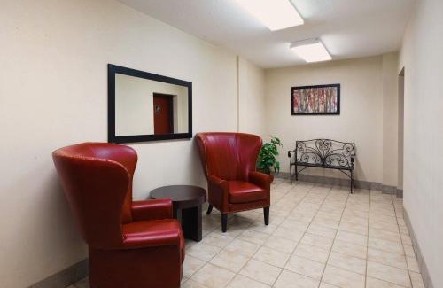 South Deerfield Hotel | Red Roof Inn PLUS+ South Deerfield - Amherst
