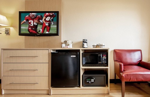 Palm Beach - West Palm Beach Hotel | Red Roof Inn PLUS+ West Palm Beach