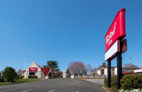 Warrenton Hotel | Red Roof Inn Warrenton