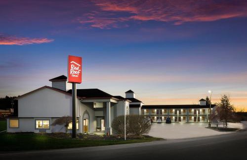 Weedsport Hotel | Red Roof Inn Weedsport