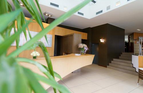 Barzano Hotel | Red's Redaelli Hotel