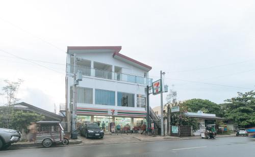 Alaminos Hotel | RedDoorz at Alaminos Pangasinan