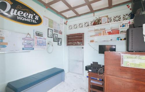 Tagum Hotel | RedDoorz at Queens Hometel