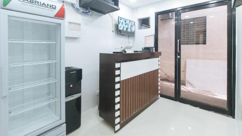 Santa Cruz Hotel | RedDoorz @ El Grande Inn Santa Cruz Manila