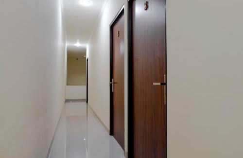 Cideng House | RedDoorz @ Jalan Biak Roxy Jakarta