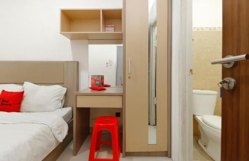 Kebon Kacang House | RedDoorz @ Kebon Kacang