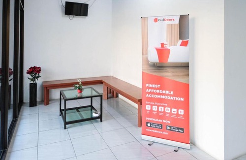 West Semarang House | RedDoorz near Ahmad Yani Airport 3