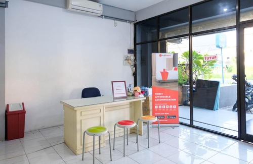West Semarang House | RedDoorz near Ahmad Yani Airport 3