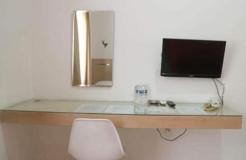 Bandung Hotel | RedDoorz near Alun Alun Bandung 3