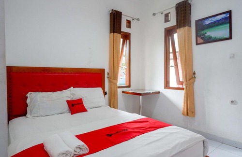 Wonosobo Hotel | RedDoorz near Alun Alun Wonosobo 2