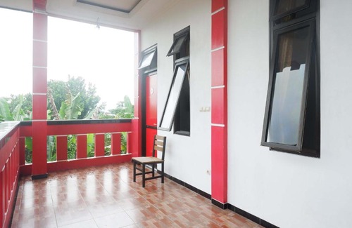 Wonosobo Hotel | RedDoorz near Alun Alun Wonosobo 2