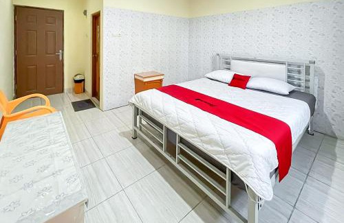 West Cirebon Hotel | RedDoorz near Grage Mall Cirebon