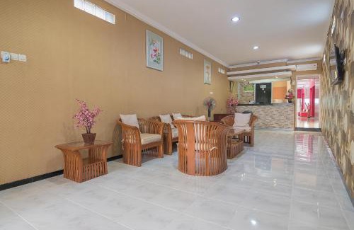 Semarang House | RedDoorz near MT Haryono Semarang