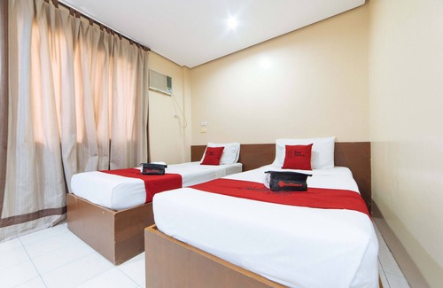 Olongapo House | RedDoorz near Olongapo Bus Terminal