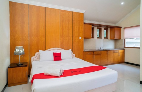 Kediri House | RedDoorz near Rumah Sakit Baptis Kediri