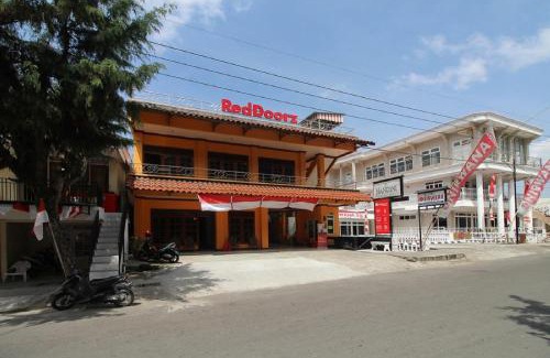 Plaosan House | RedDoorz near Sarangan Lake