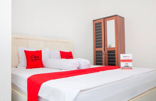 Setiabudi House | RedDoorz near Telkom Corporate University