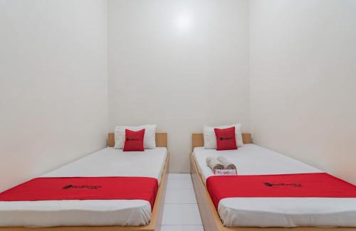 Tasikmalaya House | RedDoorz near Universitas Siliwangi Tasikmalaya
