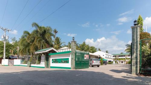 Tacloban Hotel | RedDoorz @ Picas Sagkahan Tacloban