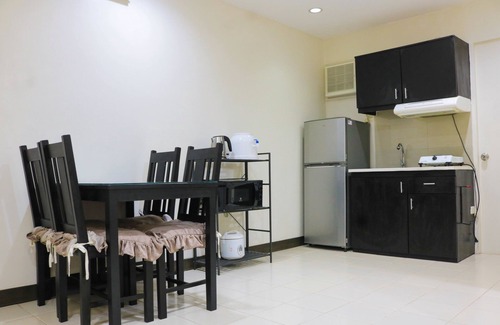 Cebu House | RedDoorz Plus @ Mabolo Cebu