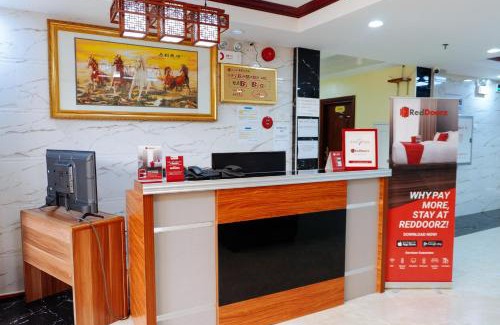 Suba Basbas Hotel | RedDoorz Plus near Camella La Brisa Lapulapu