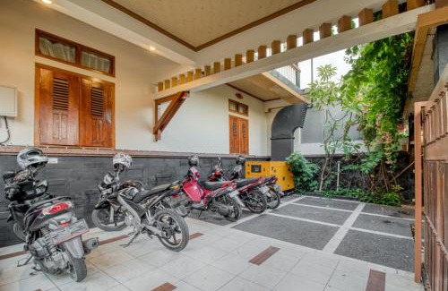 Yogyakarta House | RedDoorz Plus near Lempuyangan Station 4