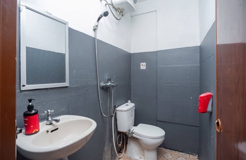 Gading House | RedDoorz Plus near Mall Kelapa Gading