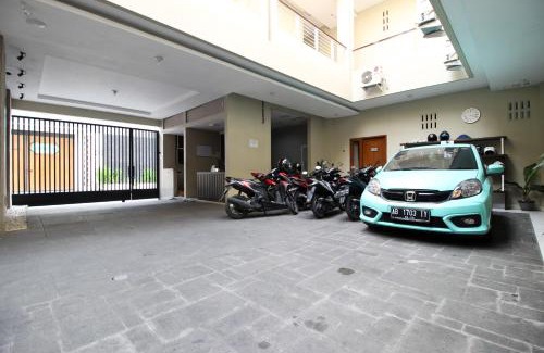 Depok House | RedDoorz Plus near UPN Jogjakarta 2