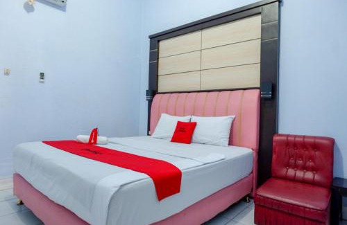 Pekalongan Hotel | RedDoorz Plus Syariah near Stasiun Pekalongan 2