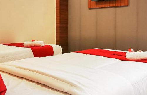 Madiun Hotel | RedDoorz Plus @ Taman Madiun