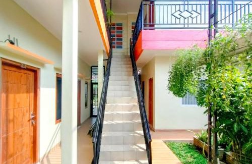 Surakarta Hotel | RedDoorz Syariah at Graha Adi Karya Kartasura