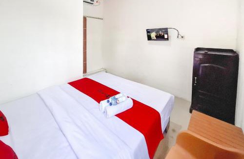 Batang Hotel | RedDoorz Syariah at Griya Wahid Alun Alun Batang