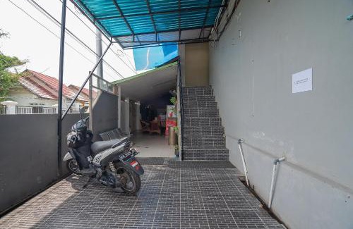 Kualakapuas House | RedDoorz Syariah At Jalan cilik Riwut Kapuas