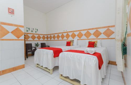 Prigen Hotel | RedDoorz Syariah at Mojosari