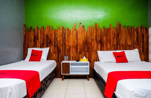Colomadu Hotel | RedDoorz Syariah @ Colomadu 2
