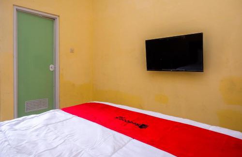 Banjarsari Hotel | RedDoorz Syariah @ Griya Thamrin Manahan Solo