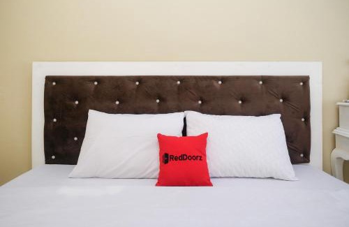 Kalianget Hotel | RedDoorz Syariah near Alun Alun Wonosobo 3