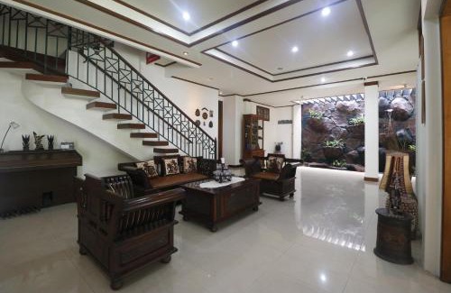 Sidoarjo House | RedDoorz Syariah near Gelora Delta Sidoarjo