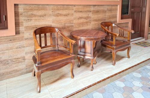 Pekalongan Hotel | RedDoorz Syariah Near Exit Toll Pekalongan 2