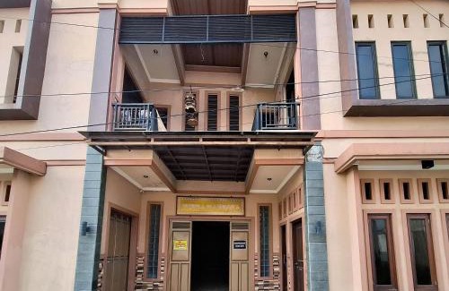 Pekalongan Hotel | RedDoorz Syariah Near Exit Toll Pekalongan 2