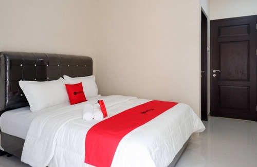 Purwokerto Hotel | RedDoorz Syariah near RSUD Margono Purwokerto