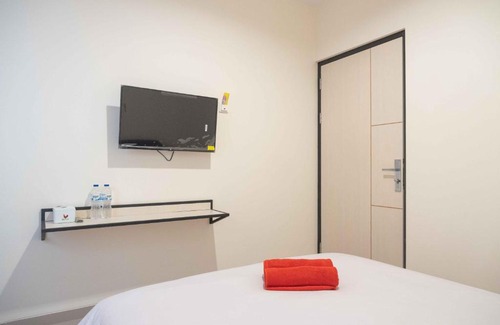 Tegal Hotel | RedDoorz Syariah near RS Mitra Keluarga Tegal