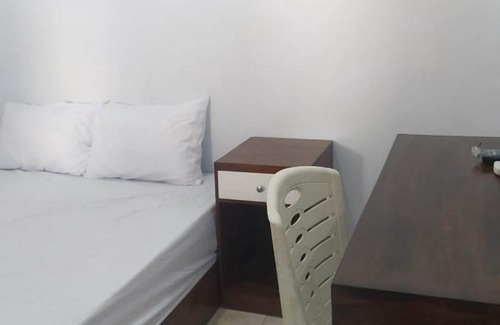 Tegal Hotel | RedDoorz Syariah near Transmart Tegal