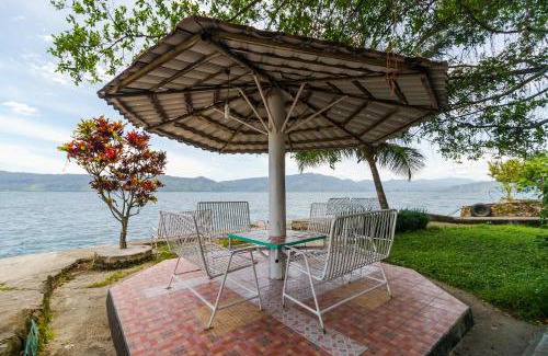 Tuk Tuk Hotel | RedDoorz @ Tuktuk Danau Toba