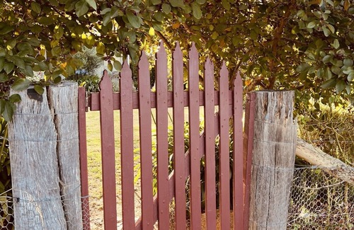 Erudgere Cottage | Redgate Cottage, Mudgee. Peaceful rural setting. Great place to unwind.