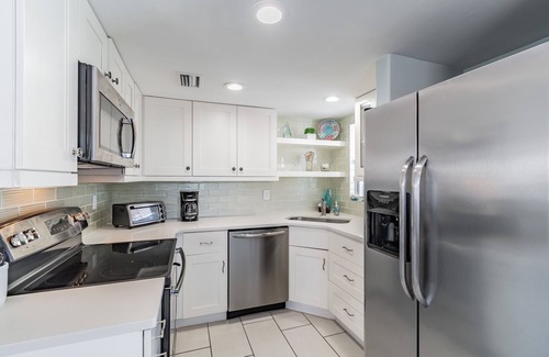 Redington Shores House | Redington Shores Sunny Beach Cottage - side B- steps to the beach!